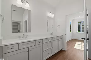 101 E C Ave, Easley, SC 29640 - Photo 32