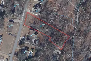 1607 E Saluda Lake Rd, Greenville, SC 29611 - Photo 1