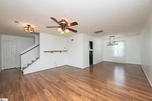 8 Single Oak Ct, Fountain Inn, SC 29644 - Photo 4