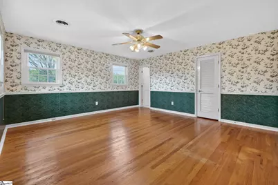 330 Lowndes Drive, Spartanburg, SC 29307 - Photo 22