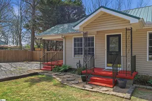 421 Hotrod Ln, Walhalla, SC 29691 - Photo 2