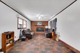 7703 Moorefield Memorial Hwy, Liberty, SC 29657 - Photo 14