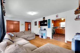 7703 Moorefield Memorial Hwy, Liberty, SC 29657 - Photo 8