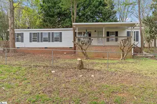 314 Green Oak Dr, Wellford, SC 29385 - Photo 1