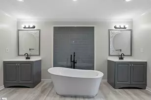 314 Green Oak Dr, Wellford, SC 29385 - Photo 16