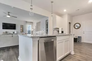 1837 Berkshire Ln, Spartanburg, SC 29303 - Photo 10