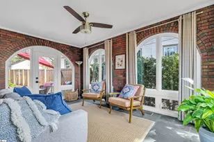 209 Cleveland St, Greenville, SC 29601 - Photo 8