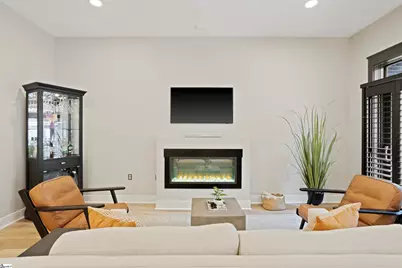 155 Riverplace #Unit 109, Greenville, SC 29601 - Photo 8