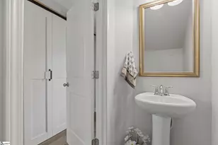 133 Frost Flower Wy, Fountain Inn, SC 29644 - Photo 4