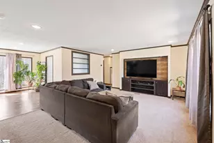 279 Goodwin Rd, Travelers Rest, SC 29690 - Photo 10