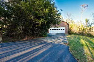 100 Earline Dr, Taylors, SC 29687 - Photo 4