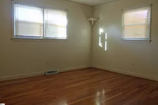 24 Alice Farr Dr, Greenville, SC 29617 - Photo 8