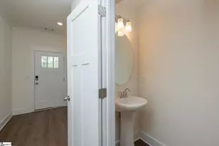 71 Mardale Ln, Greenville, SC 29609 - Photo 12