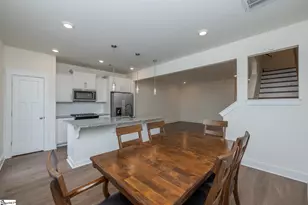 71 Mardale Ln, Greenville, SC 29609 - Photo 8