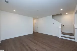 71 Mardale Ln, Greenville, SC 29609 - Photo 4