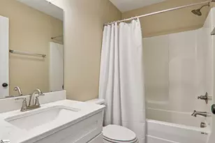 111 W Crawford St, Landrum, SC 29356 - Photo 16