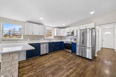 2016 Edwards Lake Road, Greer, SC 29651 - Photo 12