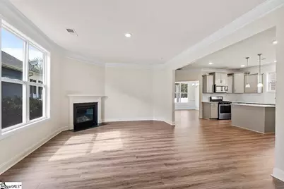 610 Raleighwood Lane, Simpsonville, SC 29681 - Photo 4