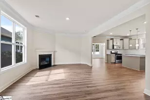 610 Raleighwood Ln, Simpsonville, SC 29681 - Photo 4