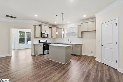 610 Raleighwood Lane, Simpsonville, SC 29681 - Photo 8