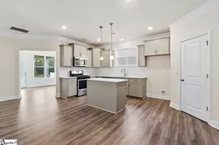 610 Raleighwood Ln, Simpsonville, SC 29681 - Photo 8