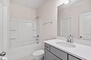 610 Raleighwood Ln, Simpsonville, SC 29681 - Photo 10