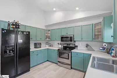 237 Upland View Drive, Boiling Springs, SC 29316 - Photo 8