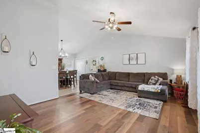 237 Upland View Drive, Boiling Springs, SC 29316 - Photo 4