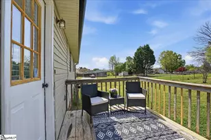 237 Upland View Dr, Boiling Springs, SC 29316 - Photo 16