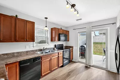 731 Bankston Drive, Boiling Springs, SC 29316 - Photo 4