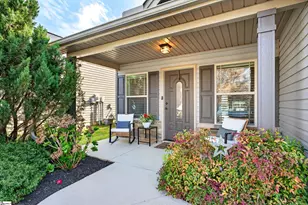 731 Bankston Dr, Boiling Springs, SC 29316 - Photo 2