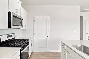 2178 Springview Ct, Boiling Springs, SC 29316 - Photo 12