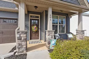 286 Foxbank Cir, Greer, SC 29651 - Photo 2