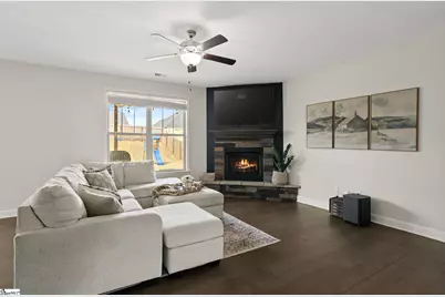 286 Foxbank Circle, Greer, SC 29651 - Photo 6