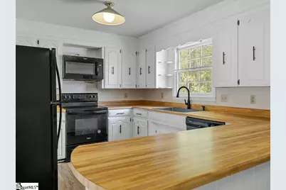 719 S Howard Avenue, Landrum, SC 29356 - Photo 12