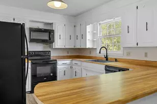 719 S Howard Ave, Landrum, SC 29356 - Photo 12