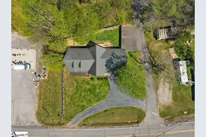 719 S Howard Avenue, Landrum, SC 29356 - Photo 38