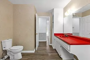 719 S Howard Ave, Landrum, SC 29356 - Photo 28