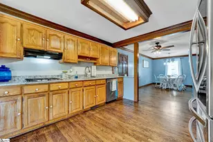 206 Taylor Rd, Greer, SC 29651 - Photo 22