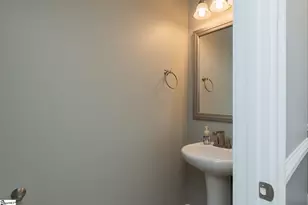 215 McCloud Ct, Spartanburg, SC 29301 - Photo 20