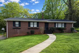 49 Foxhall Rd, Greenville, SC 29605 - Photo 2