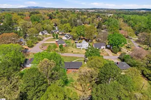 49 Foxhall Rd, Greenville, SC 29605 - Photo 32