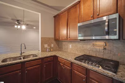 454 Wolfbend Road, Woodruff, SC 29388 - Photo 8