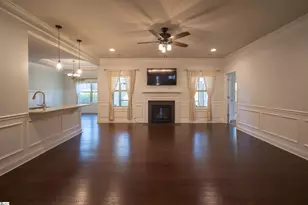 454 Wolfbend Rd, Woodruff, SC 29388 - Photo 4