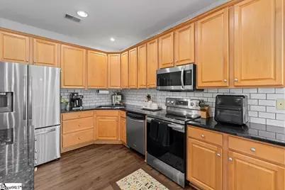 303 Hayworth Drive, Simpsonville, SC 29680 - Photo 10