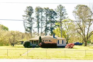 2925 Dobbins Bridge Rd, Anderson, SC 29626 - Photo 2