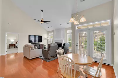 15 Everleigh Court, Simpsonville, SC 29681 - Photo 6