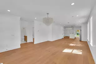 119 Maco St, Greenville, SC 29607 - Photo 8