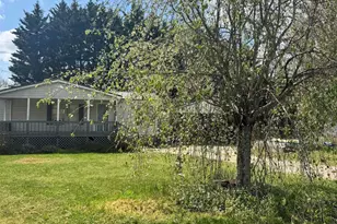 1106 Farrs Bridge Rd, Pickens, SC 29671 - Photo 14