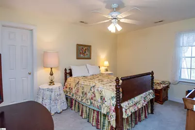 102 E Peninsula Drive, Laurens, SC 29360 - Photo 18